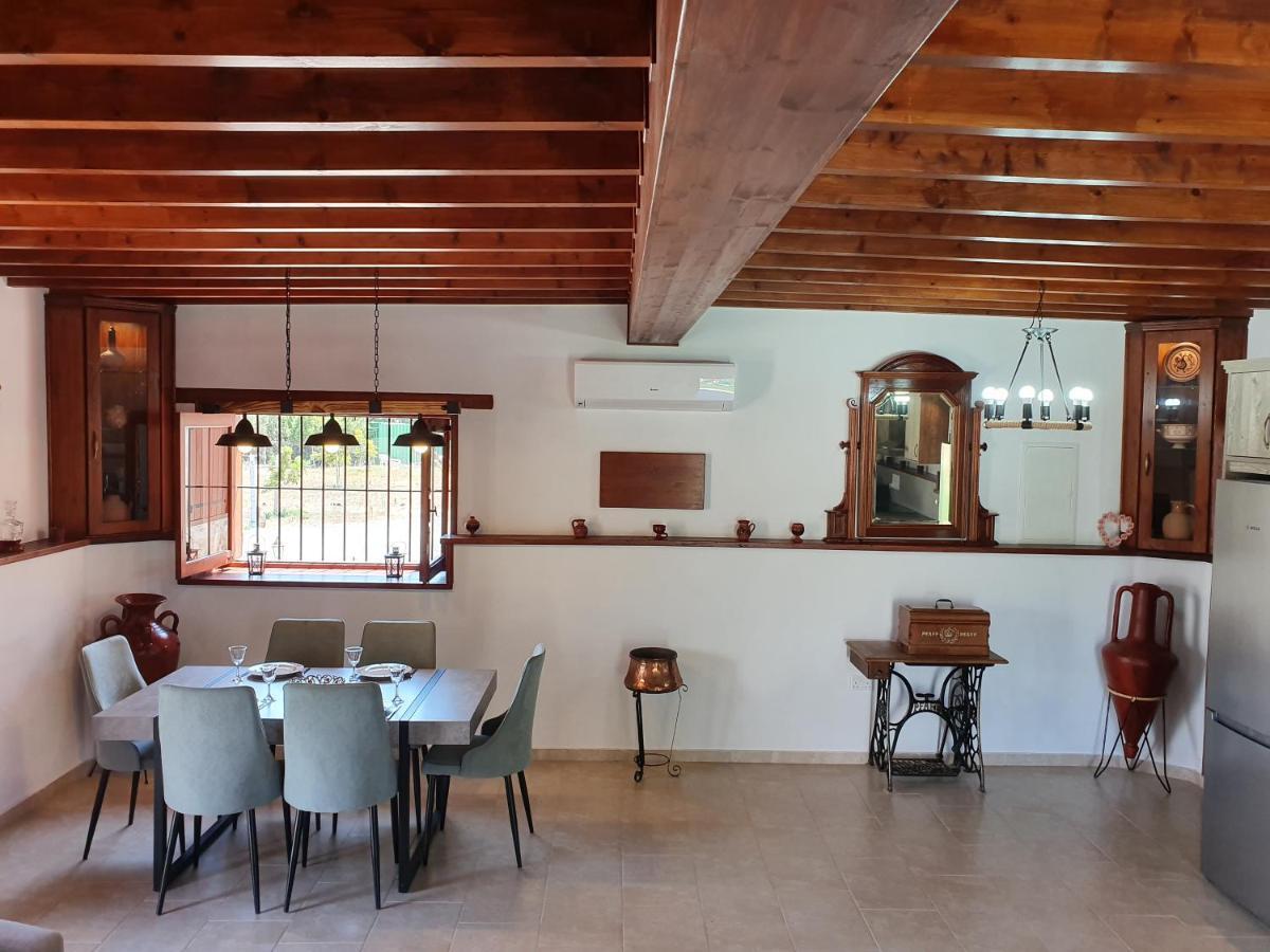 Villa Yioukkas Пафос Екстериор снимка