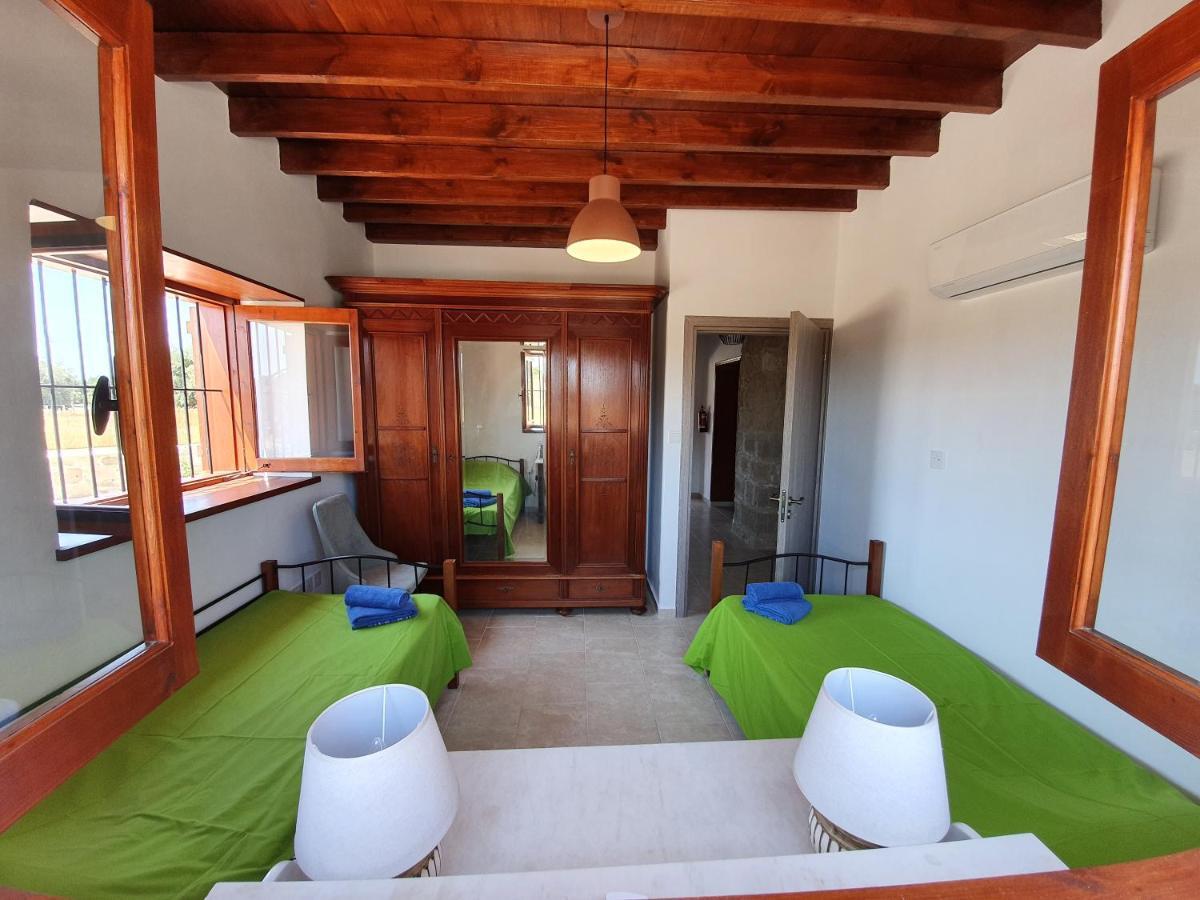 Villa Yioukkas Пафос Екстериор снимка